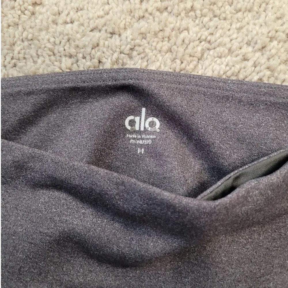ALO Yoga Coast Leggings M Gray Mesh Stirrup Athleisure Y2K